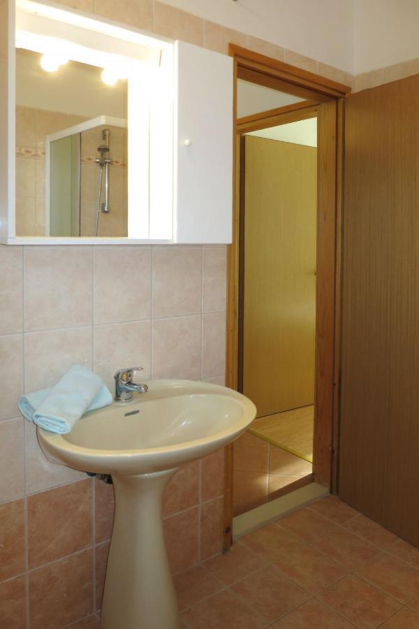 Apartment Elsa - LBN108 Ravni Exterior foto